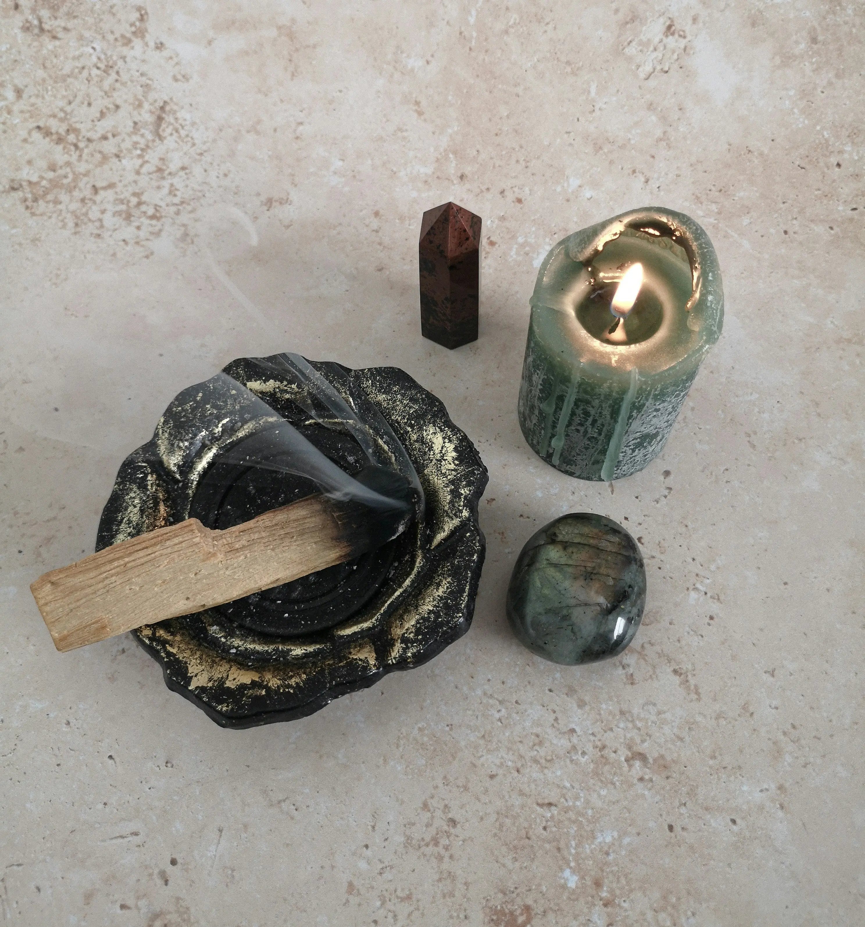 Encens et fumigations